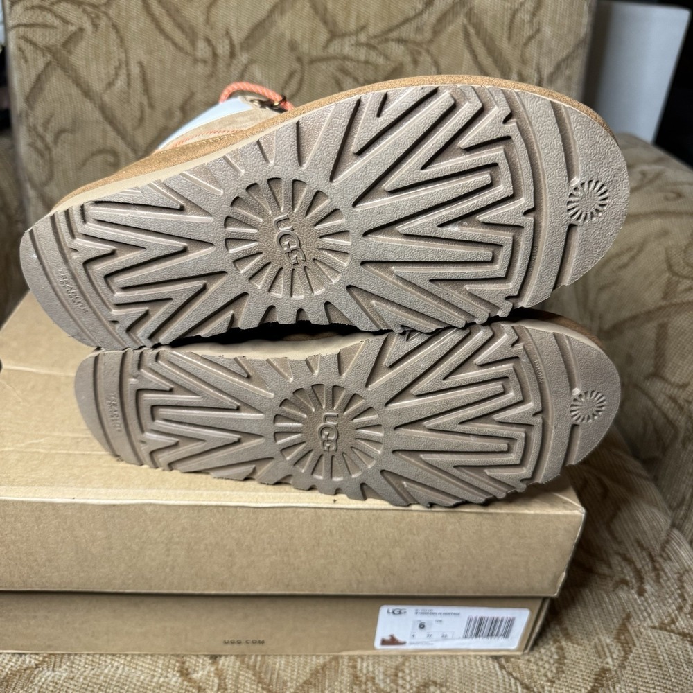 Ugg Highland HI Heritage Boots 'Tan' Suede Size‎ 6 SN 1112281 - Picture 7 of 8